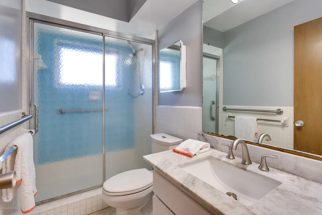 Photo of 611 Mango Drive