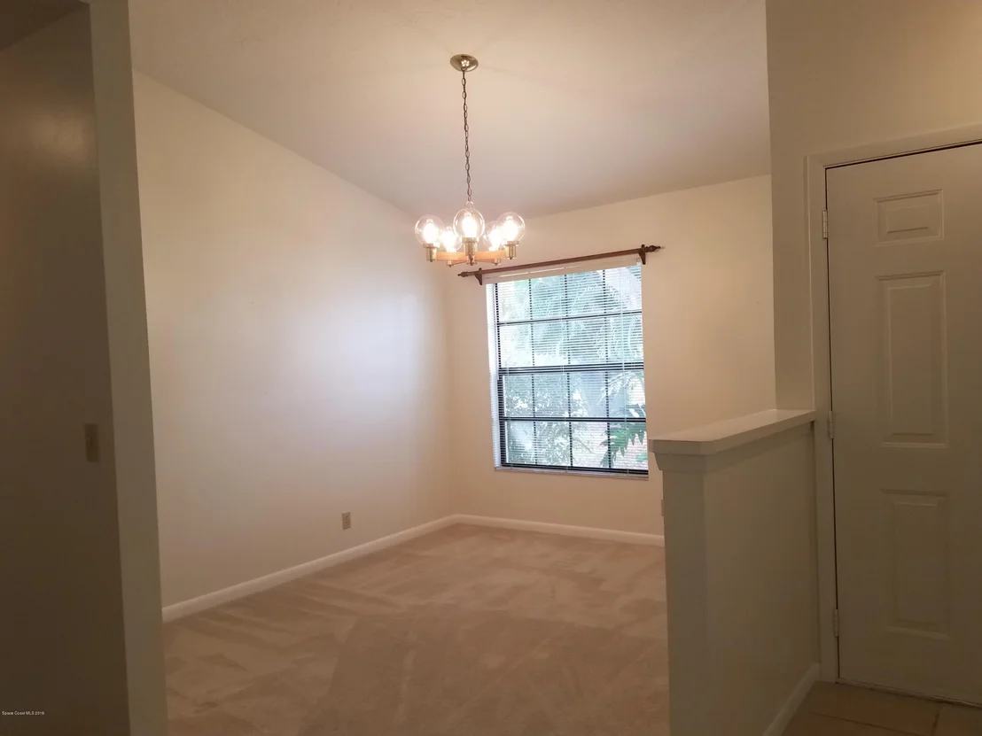 Photo of 790 White Pine Avenue