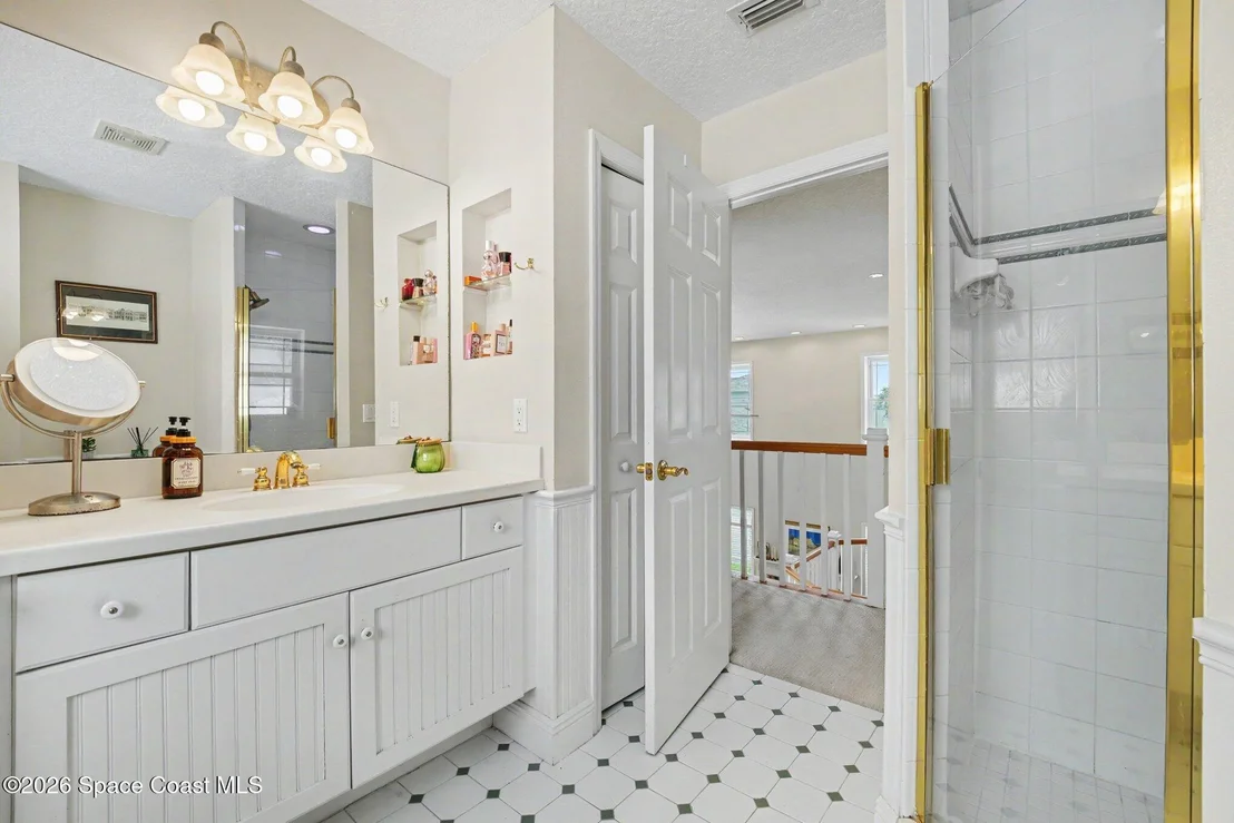 Photo of 10 Wincove Lane