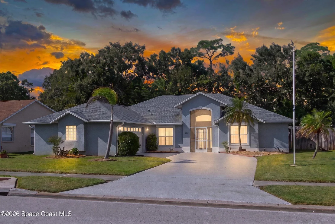 Photo of 1806 Barrington Circle
