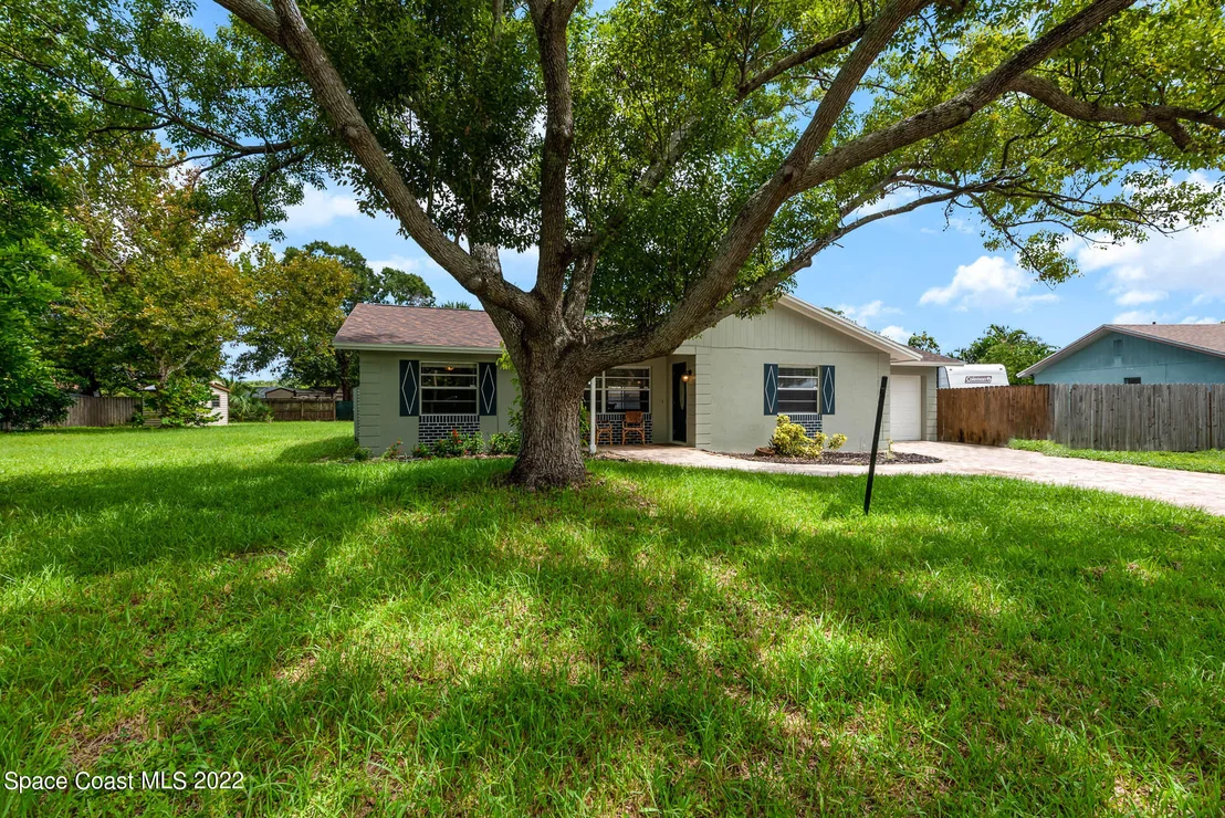 Photo of 2149 Circlewood Drive
