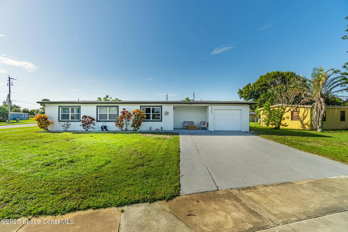Photo of 2996 Garden Terrace NE