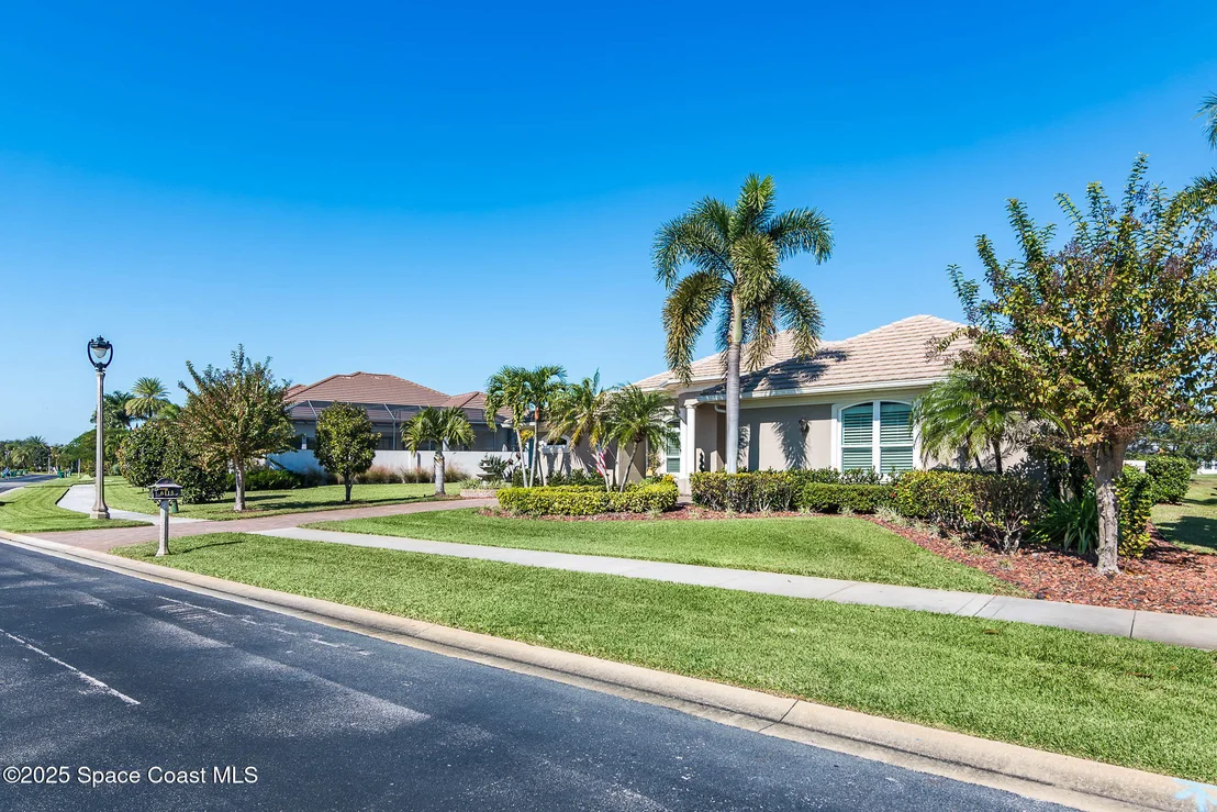 Photo of 6115 Anello Drive