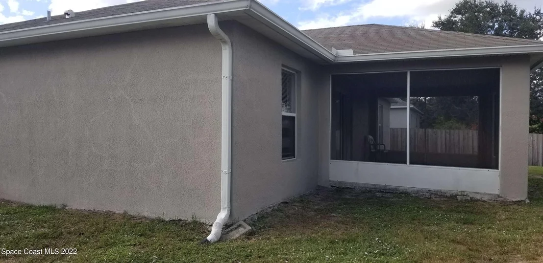 Photo of 6150 Edison Street