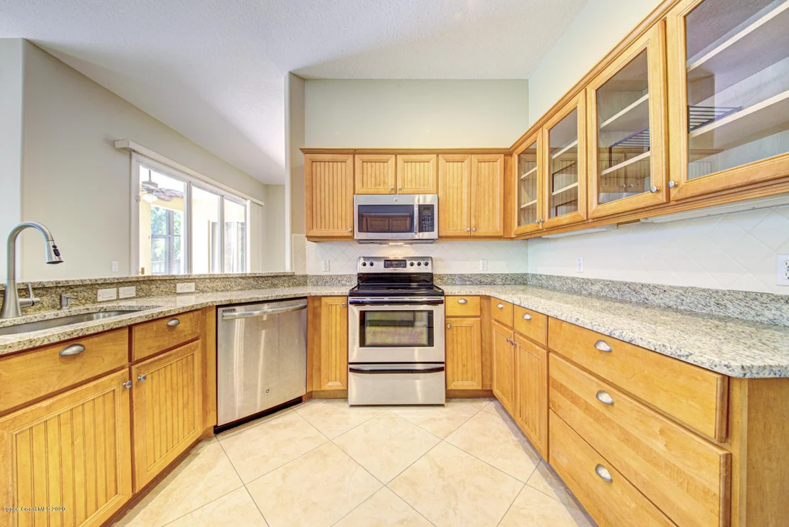 Photo of 4698 Alamanda Drive