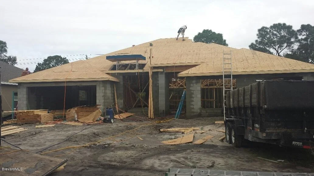 Photo of 2095 Botanica Circle