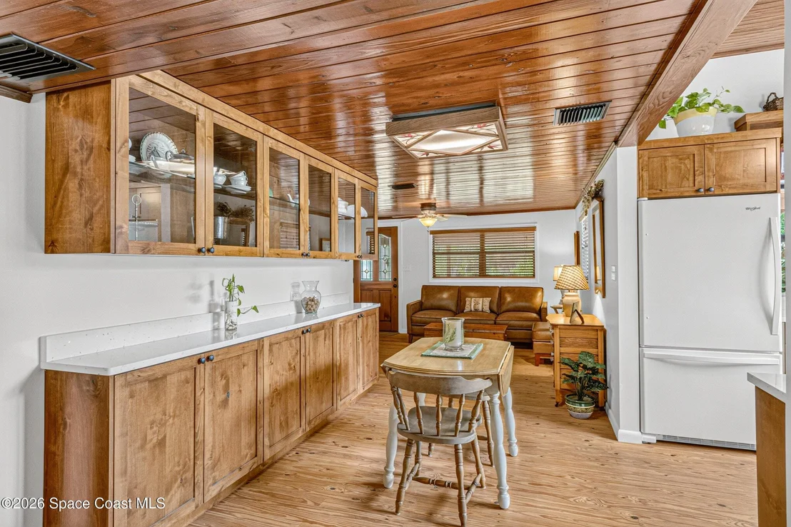 Photo of 2165 Feast Road