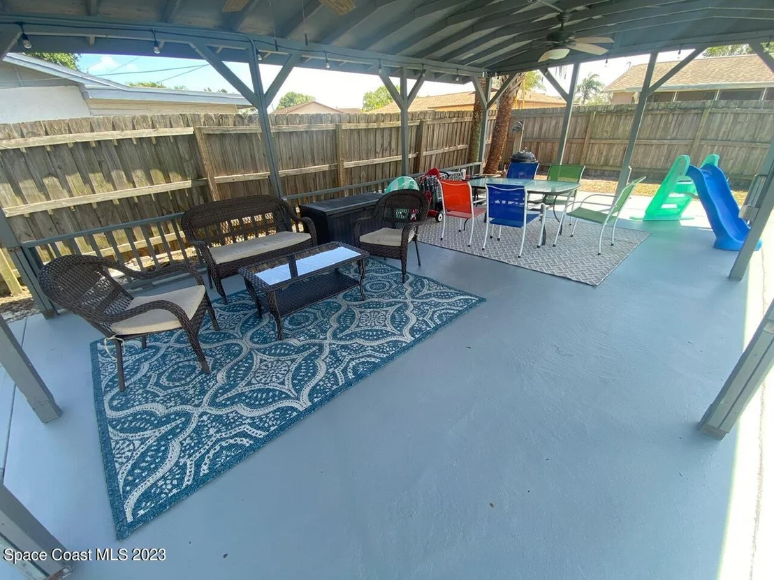 Photo of 2785 Locksley Road