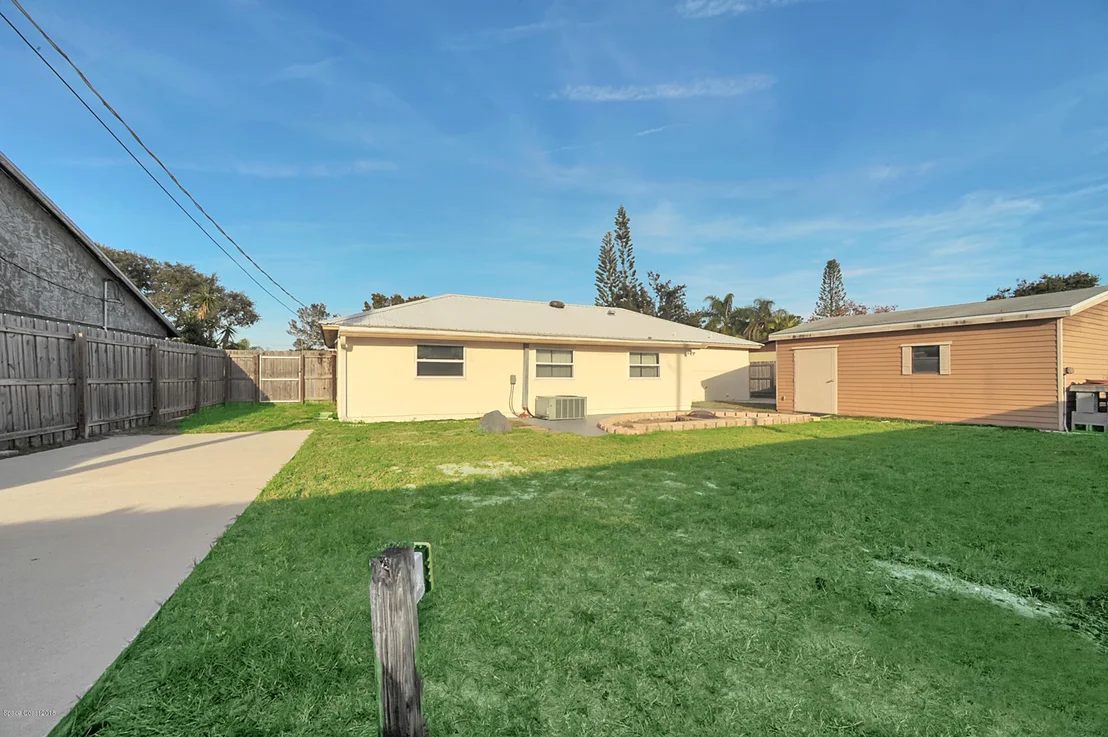 Photo of 2795 Locksley Road