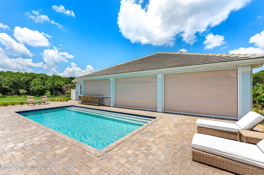 Photo of 6231 Windward Lane