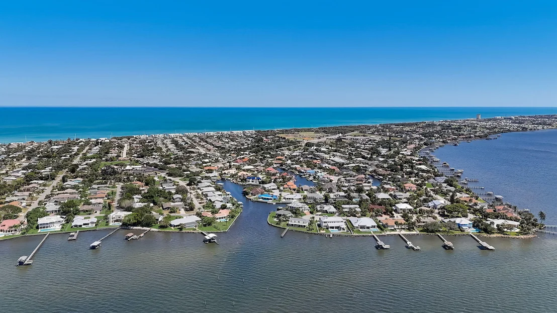 Photo of 451 River View Lane