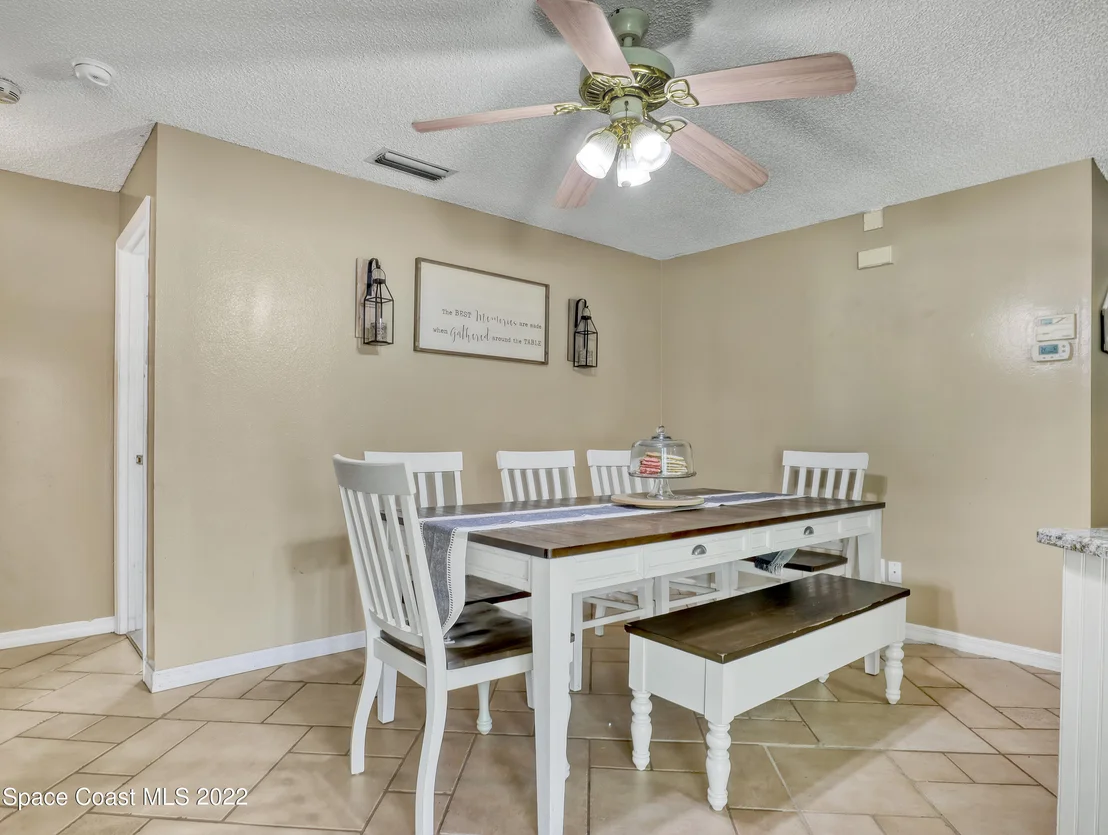 Photo of 6280 Golfview Avenue