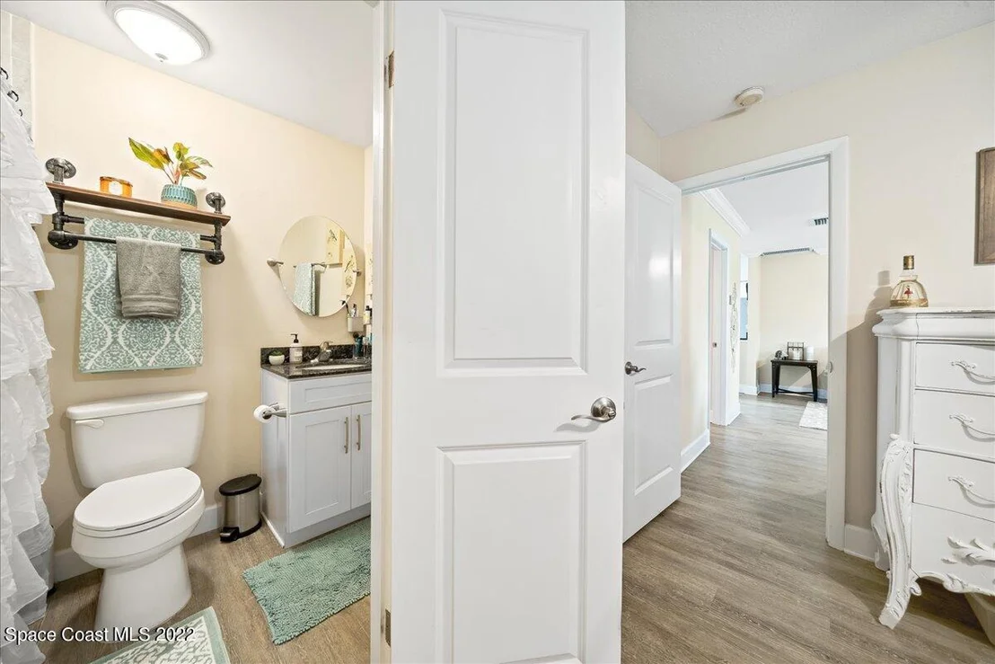 Photo of 1300 Cindy Circle NE