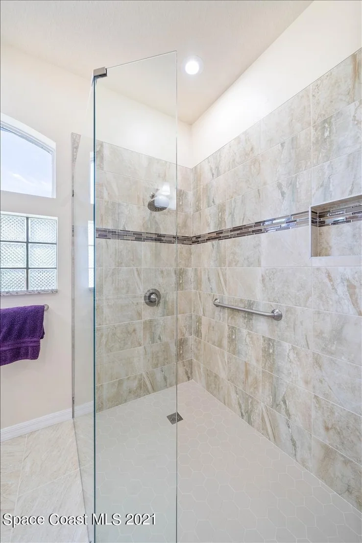 Photo of 408 Renaissance Avenue
