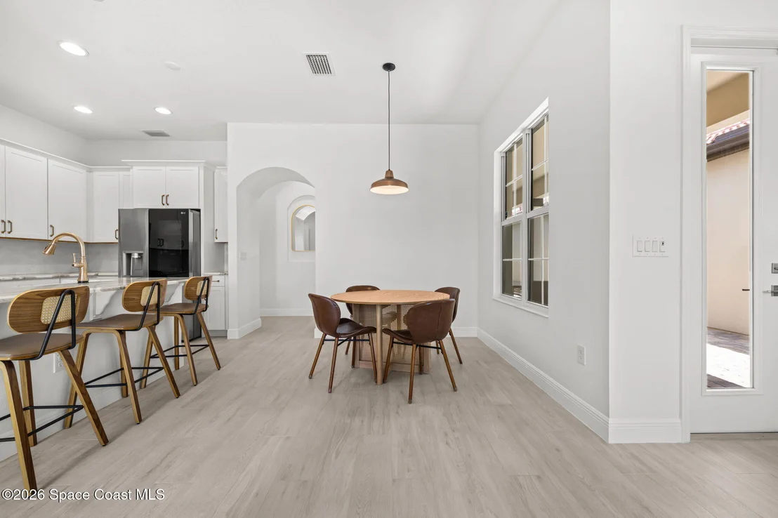 Photo of 8566 Lyside Drive