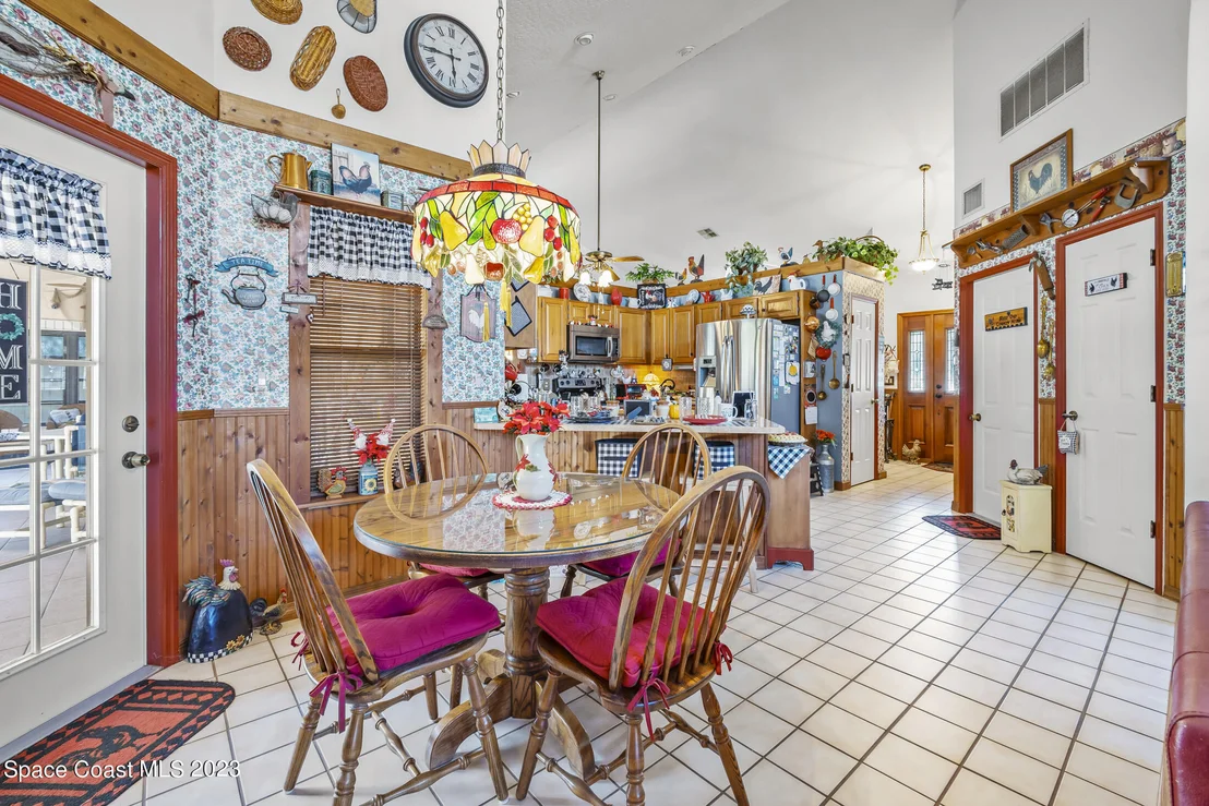 Photo of 889 Spanish Wells Drive