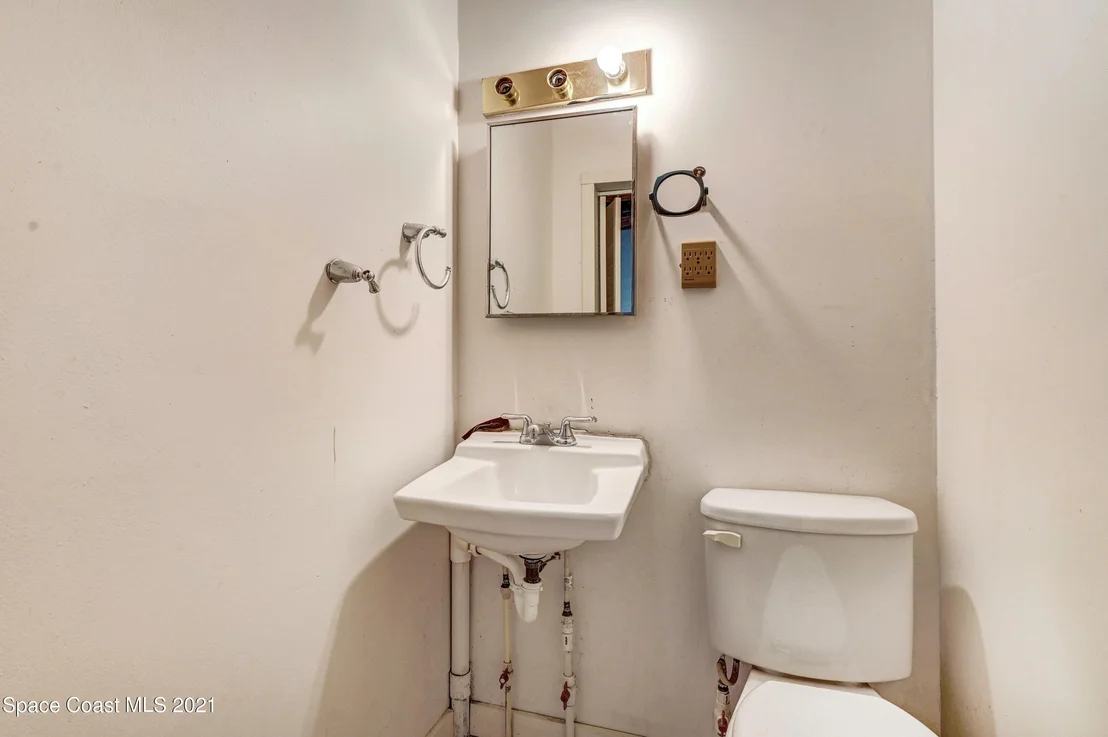 Photo of 6699 Sheridan Road