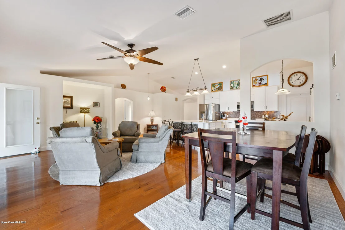 Photo of 1301 Grant Road