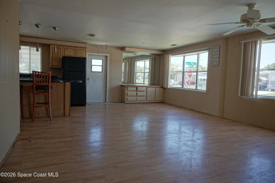 Photo of 2339 Royal Palm Drive NE
