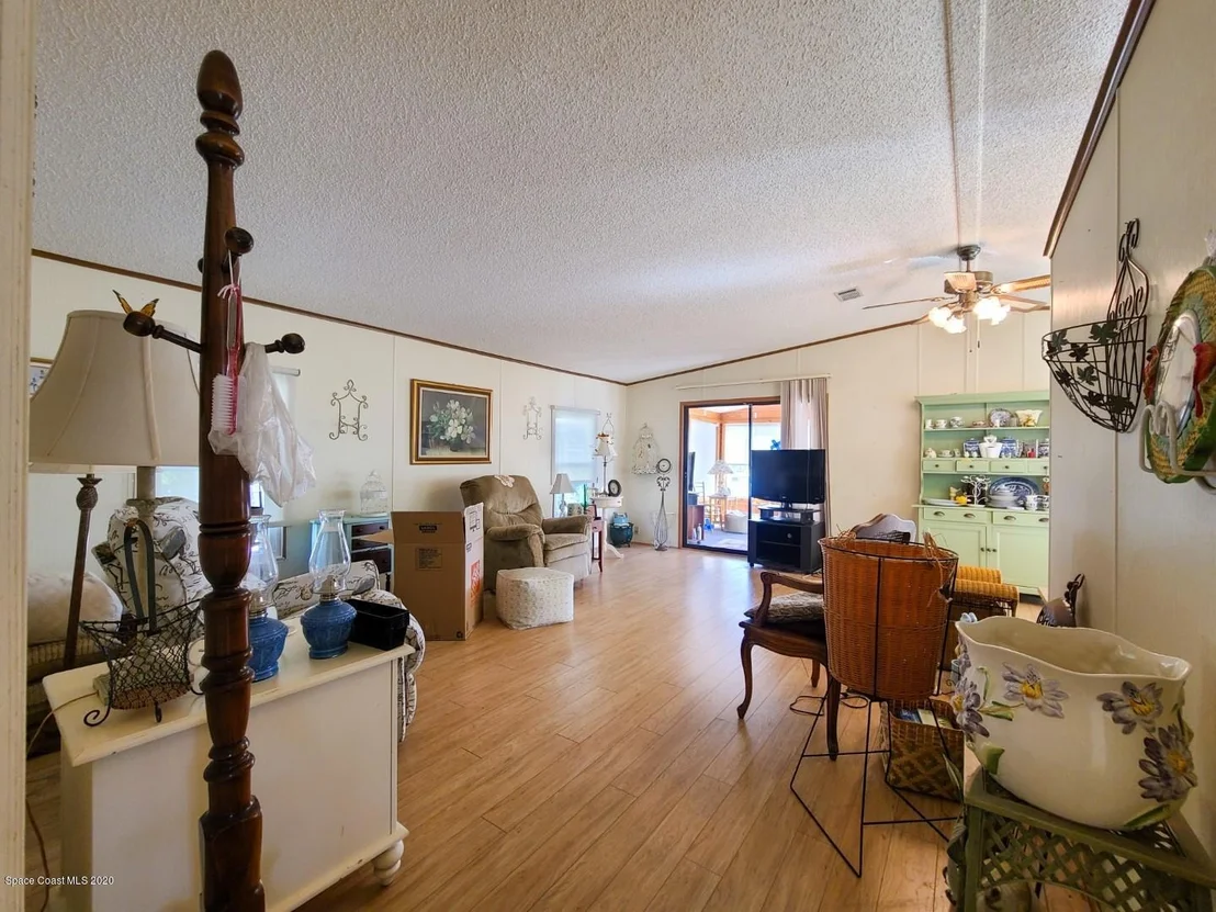 Photo of 137 Rosewood Drive