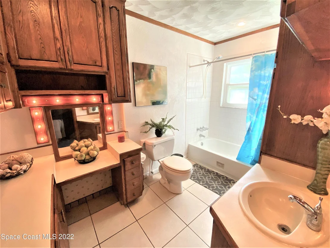 Photo of 362 Palm Avenue