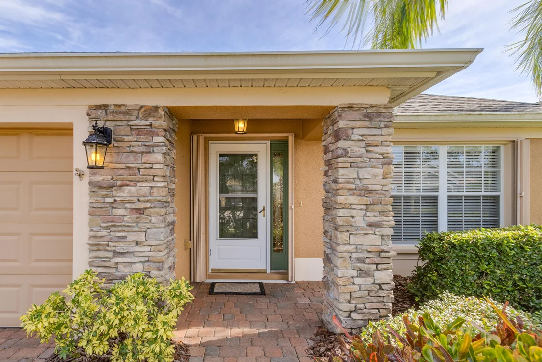 Photo of 7137 Broderick Drive