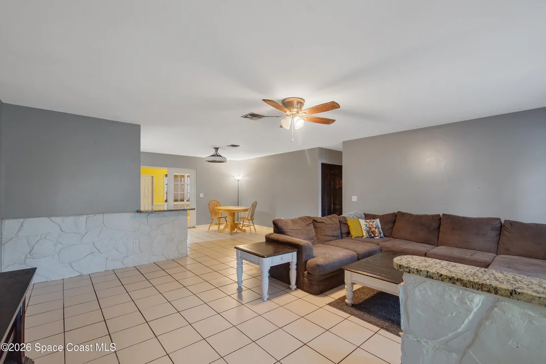 Photo of 697 Barber Street