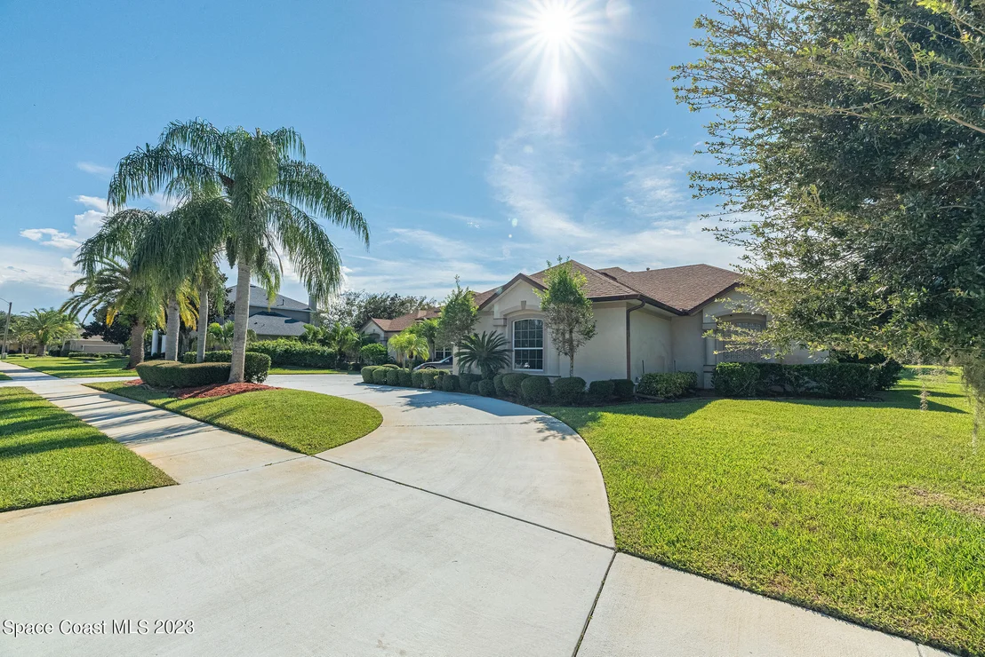 Photo of 1061 Stratford Place