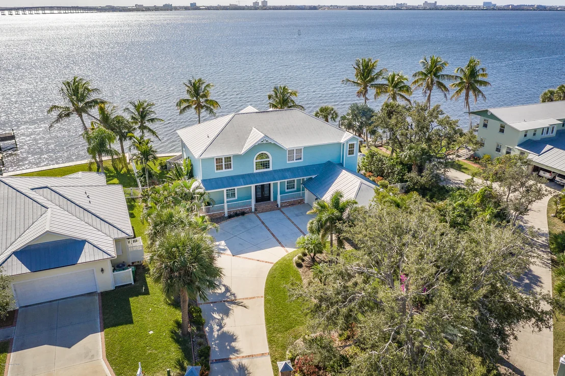 Photo of 787 Oak Ridge Drive