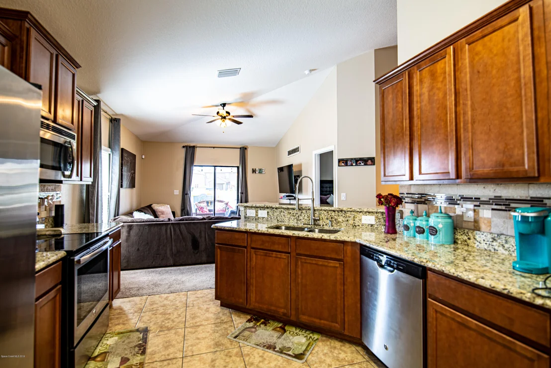 Photo of 450 Trymore Drive SE