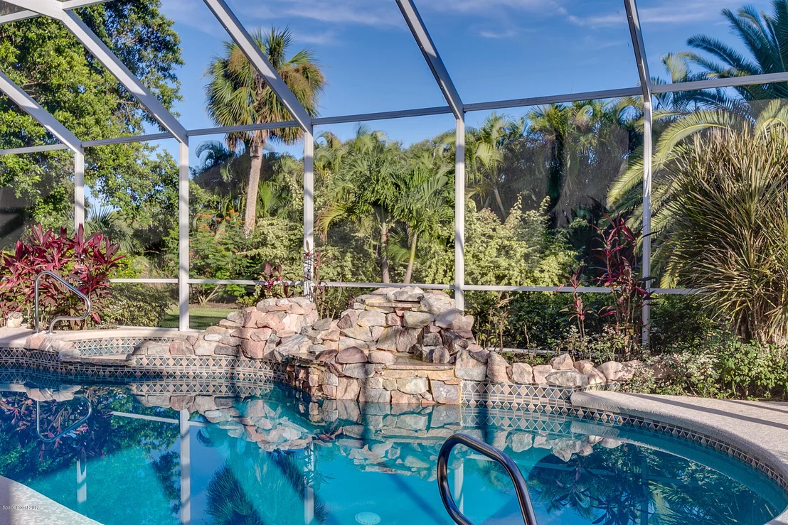 Photo of 260 Hammock Shore Drive