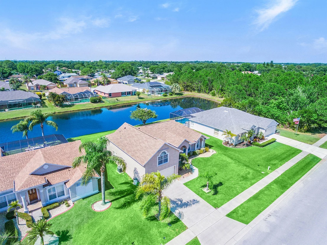 Photo of 968 Sabal Grove Drive
