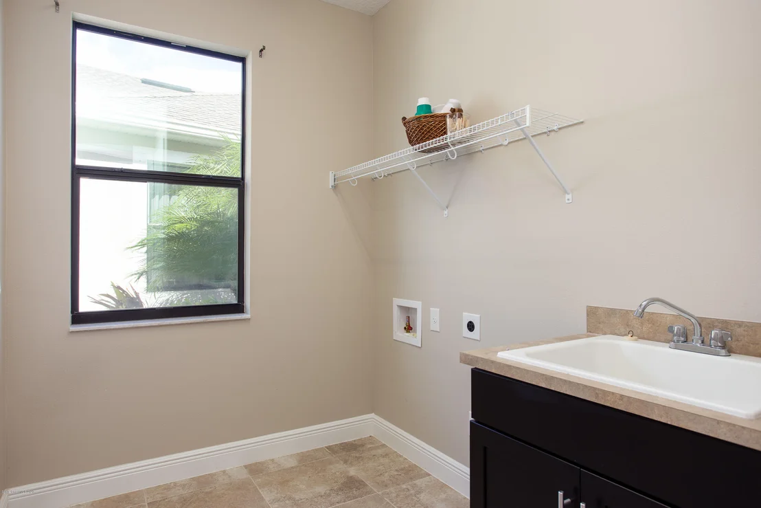 Photo of 7447 Bluemink Lane