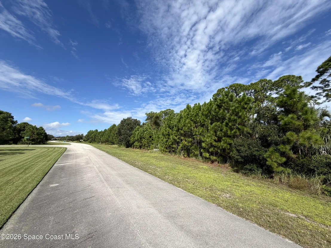 Photo of 2542 Westhorpe Drive