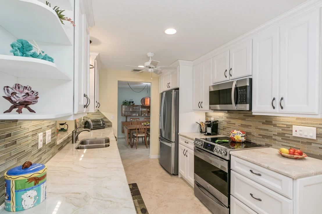 Photo of 449 Thrush Drive