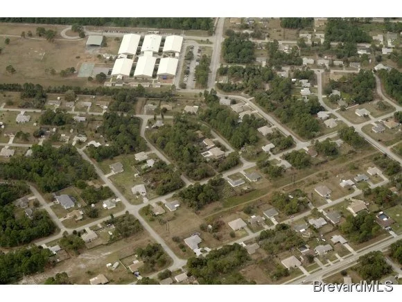 Photo of 523 SW Town