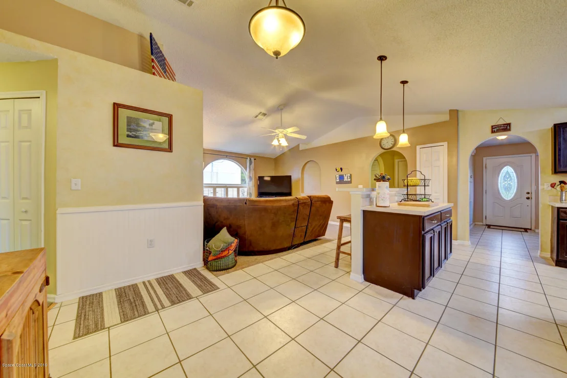 Photo of 6272 Bamboo Avenue
