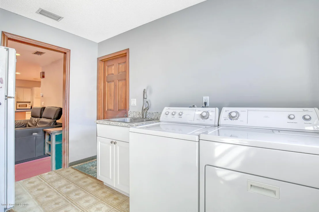 Photo of 480 Red Sail Way