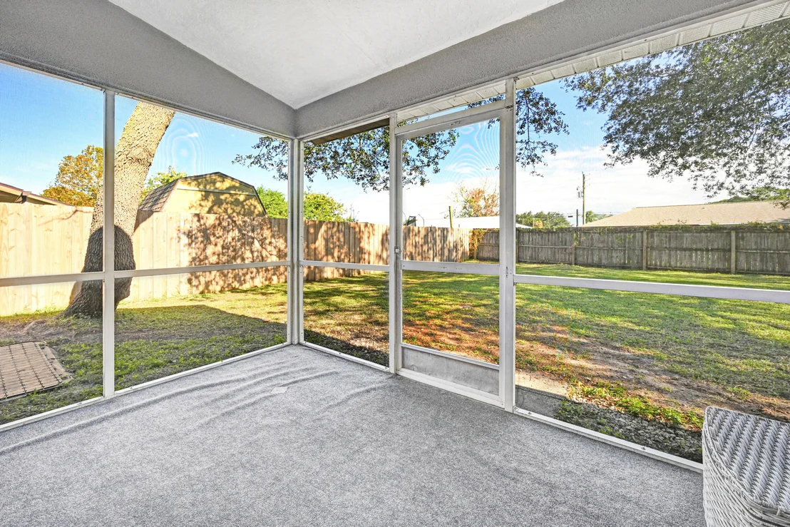 Photo of 5947 Cardiff Avenue