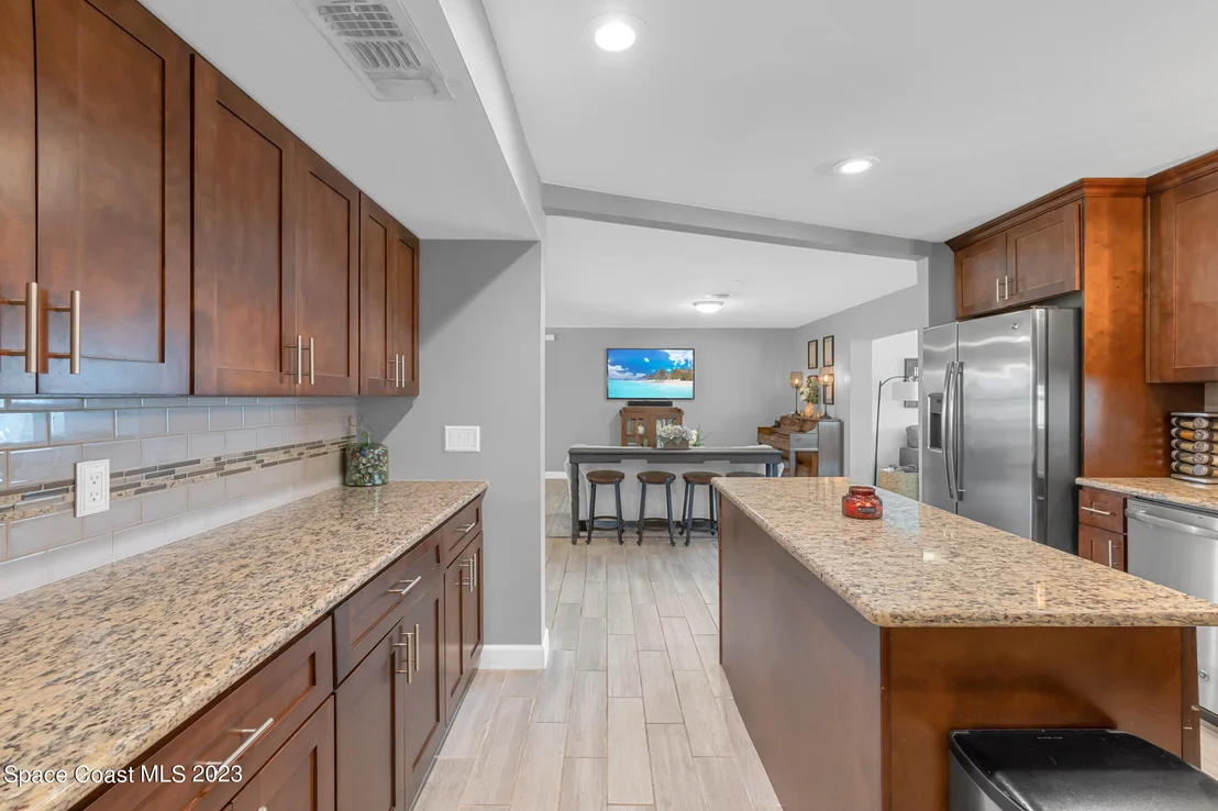 Photo of 2410 Scenic Drive