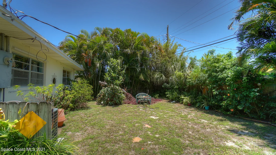 Photo of 196 SE 3rd Street