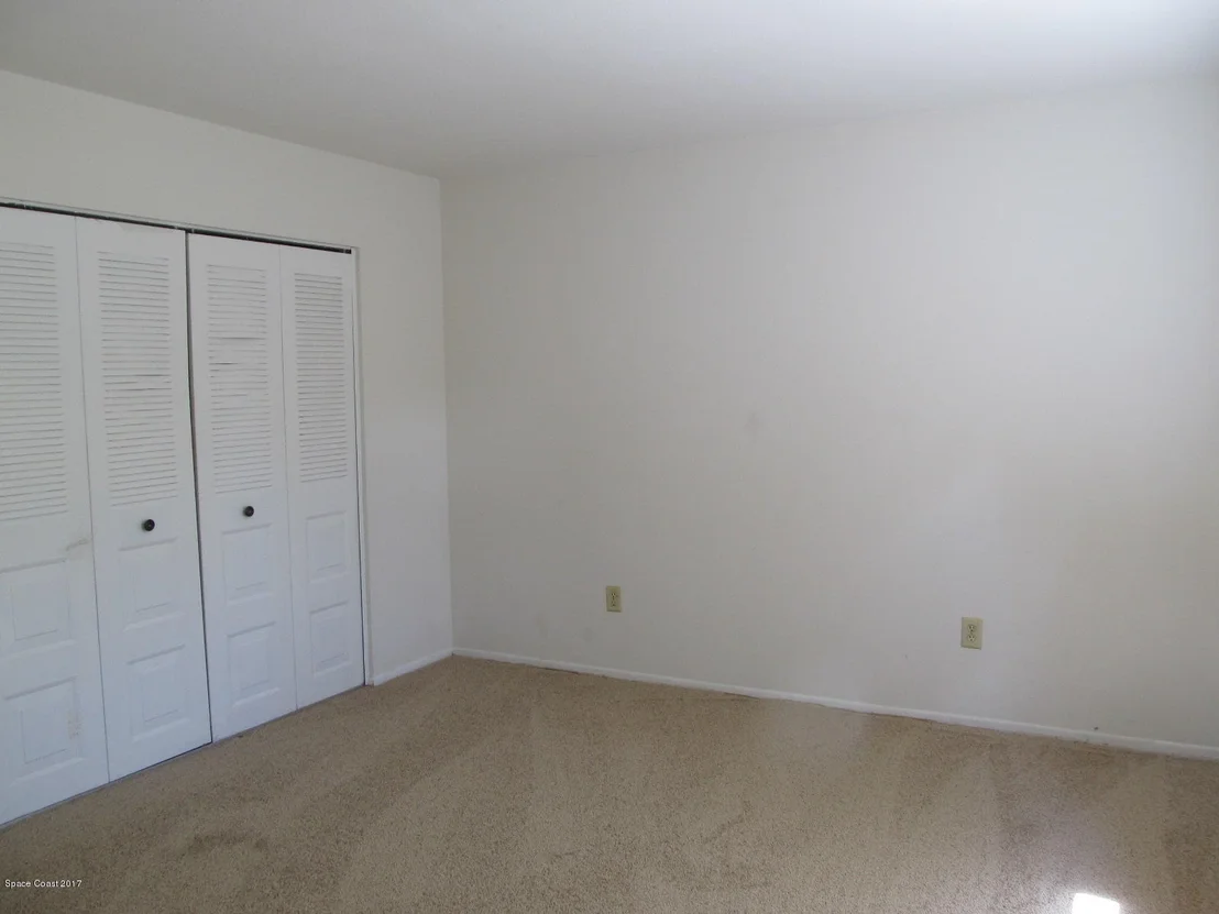 Photo of 1500 Van Eck Road NE
