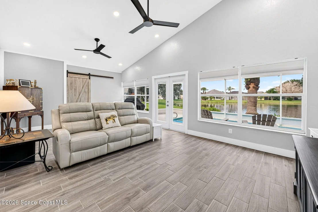 Photo of 2453 Addington Circle