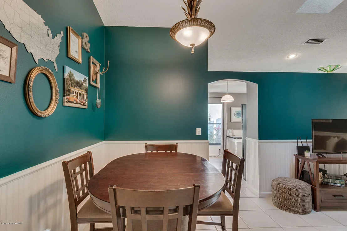 Photo of 8012 Bracken Lane