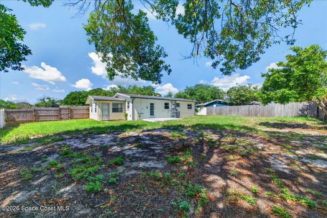 Photo of 2804 Kenyon Avenue
