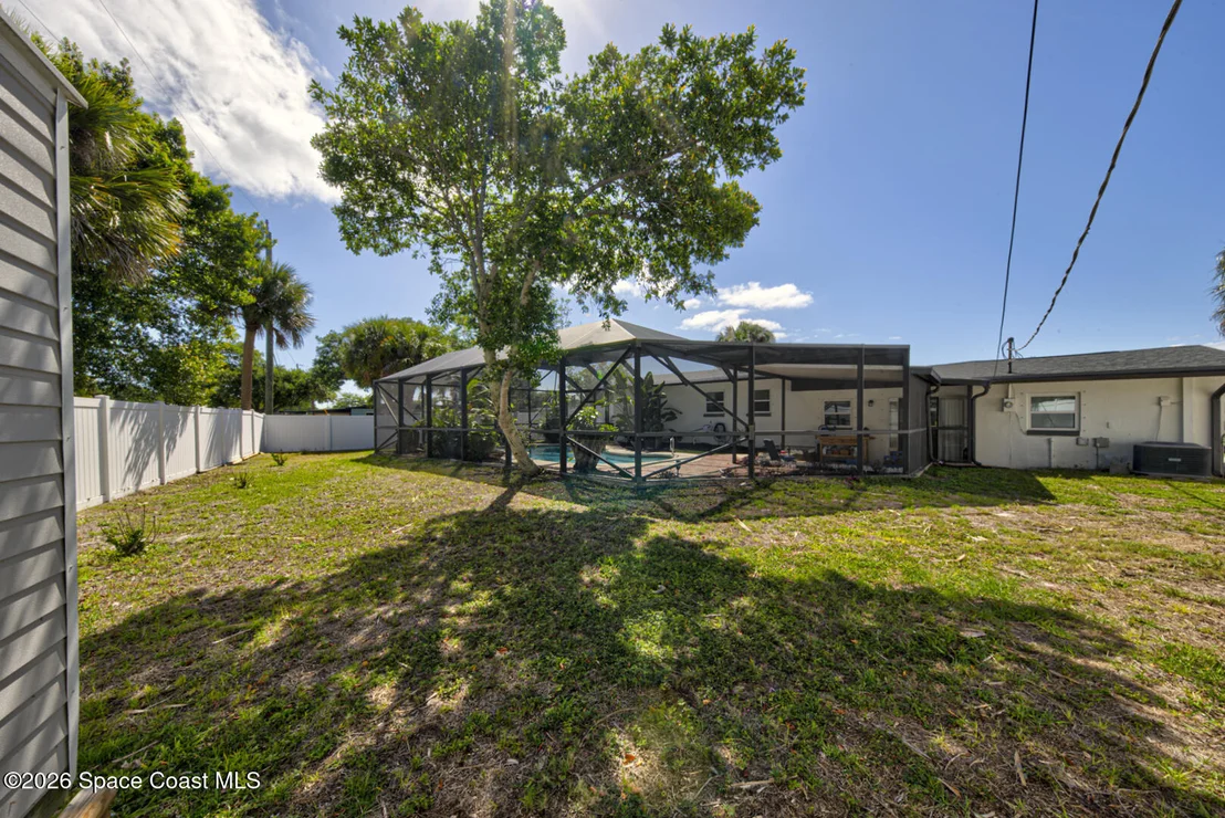 Photo of 452 Alice Drive