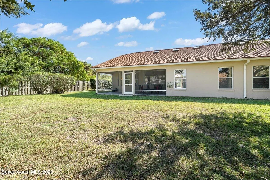 Photo of 7600 Candlewick Drive