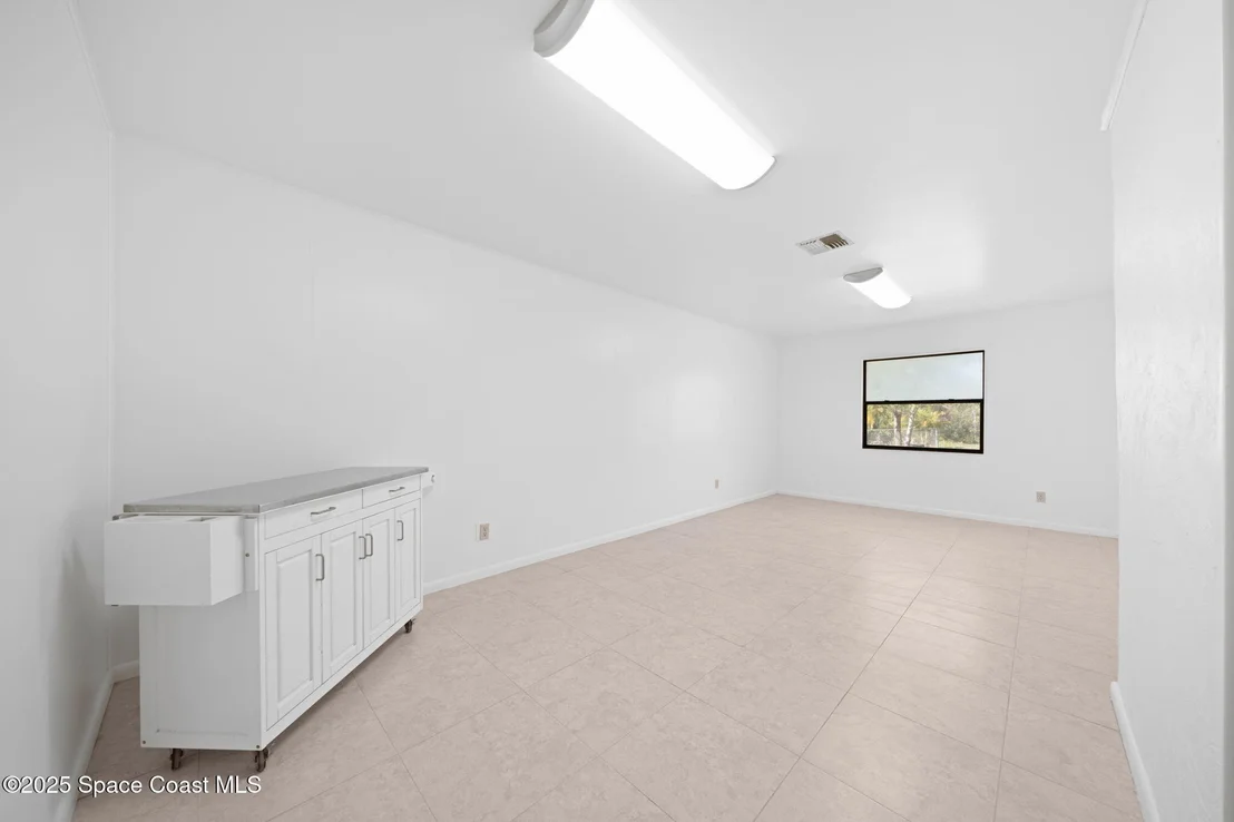 Photo of 2800 Alexander Avenue NE