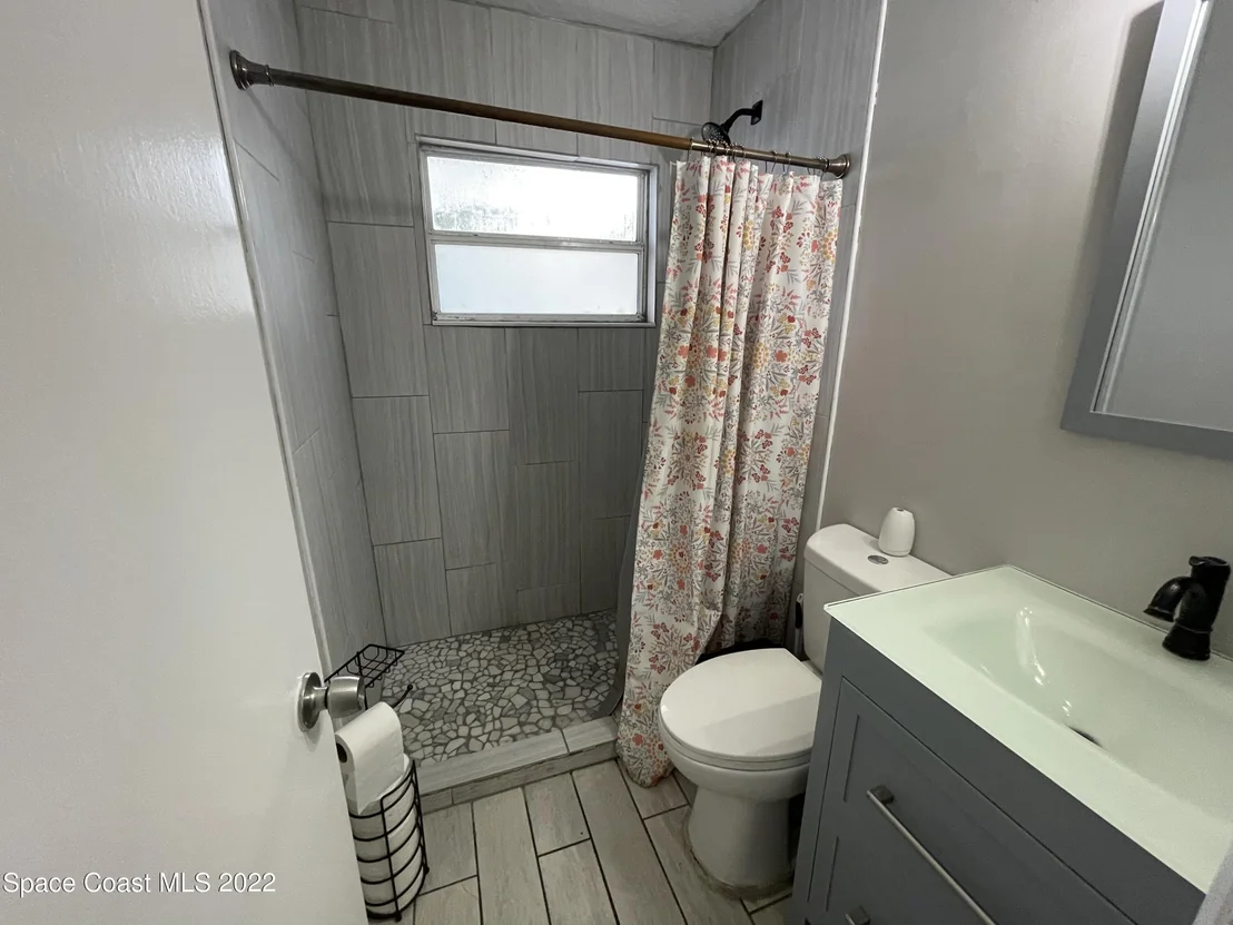 Photo of 4097 Robinhood Drive