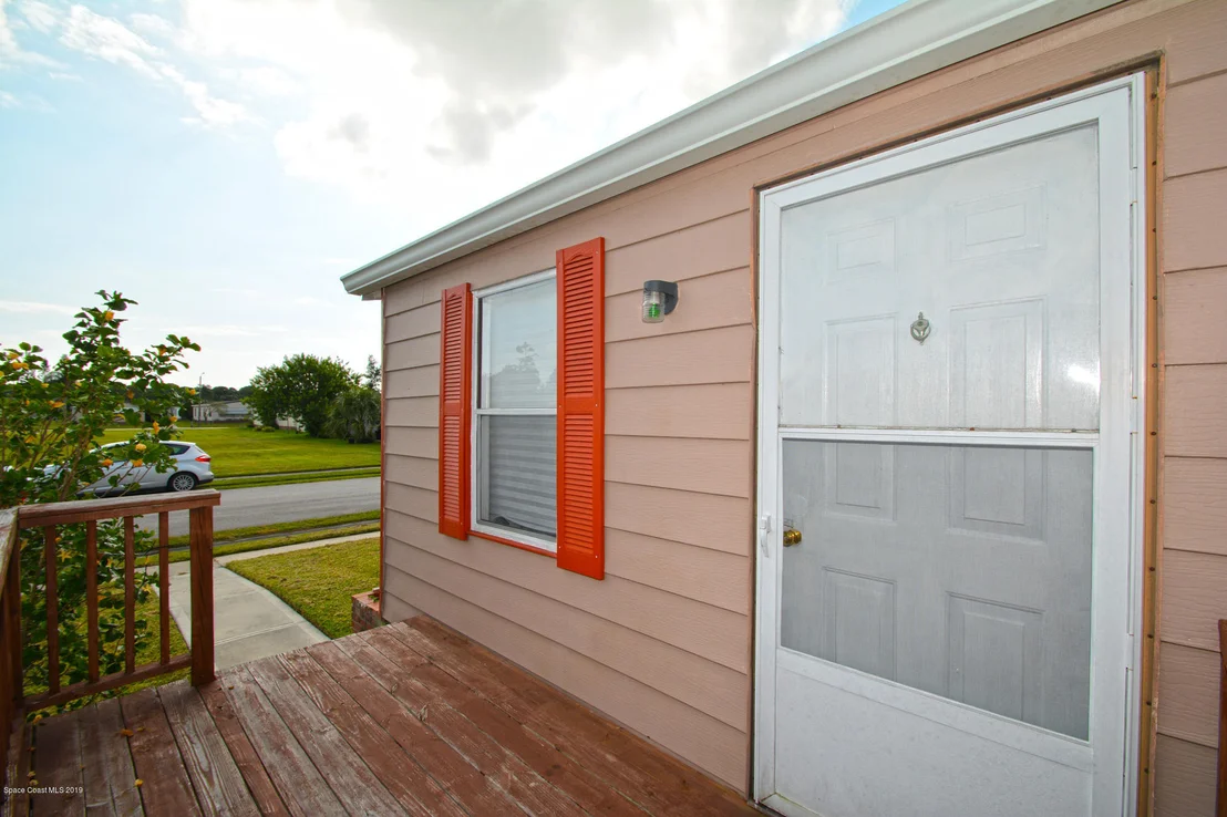 Photo of 1978 Coco Plum Street NE